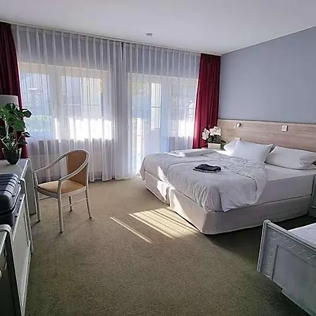 Matz Brunnenhof 3*